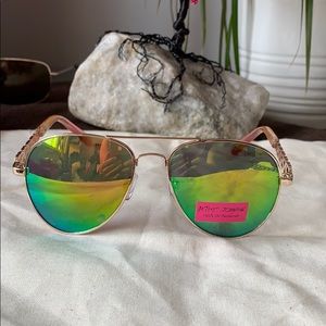 New Sunglasses Betsy J